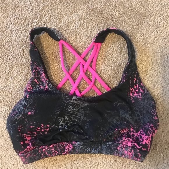 Fabletics Bundle - Picture 3 of 6